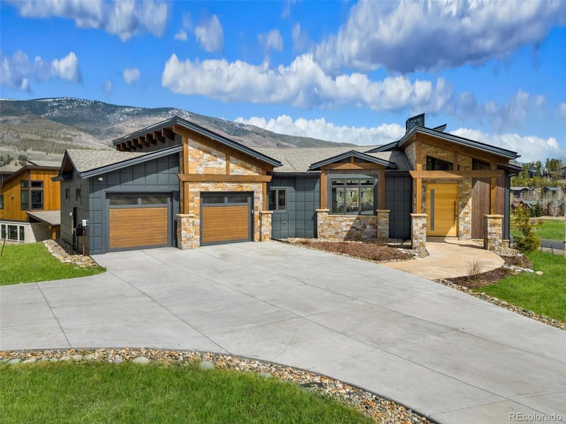 2800 Honors Ct, Silverthorne, CO 80498