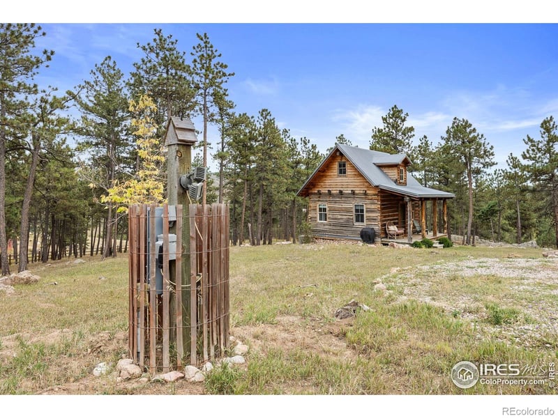 250 El Arbol Dr, Bellvue, CO 80512