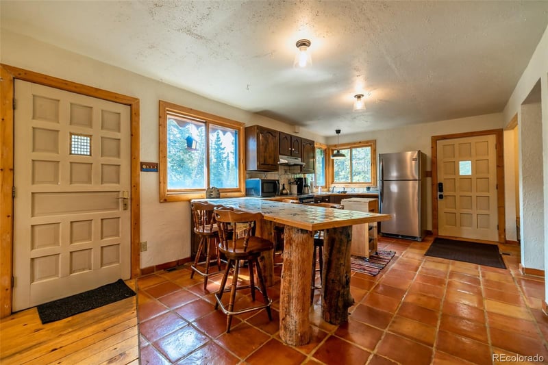 303 Ridge Rd, Alma, CO 80420