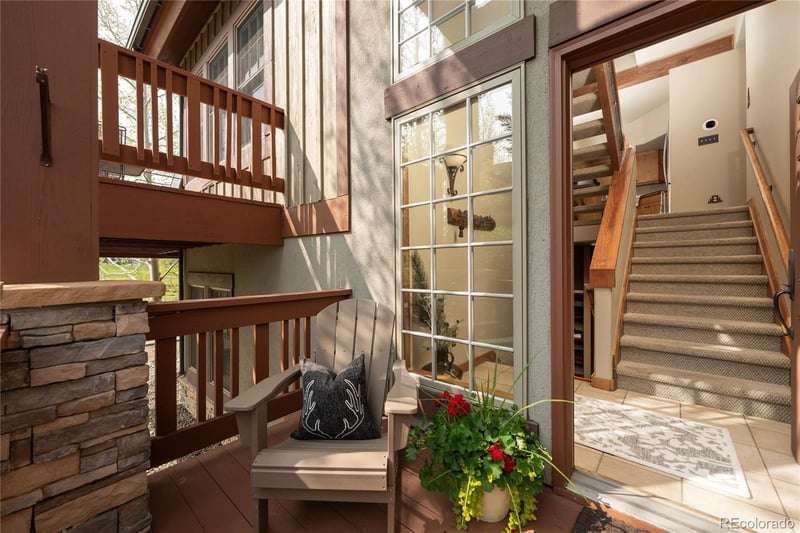 798 Ten Mile Dr, Granby, CO 80446