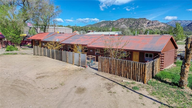 8284 Us Highway 50, Howard, CO 81233