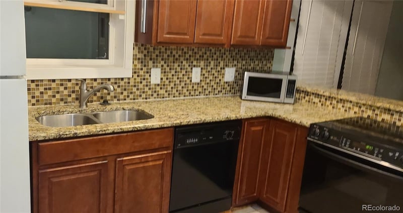 2034 Lincoln St, Denver, CO 80210