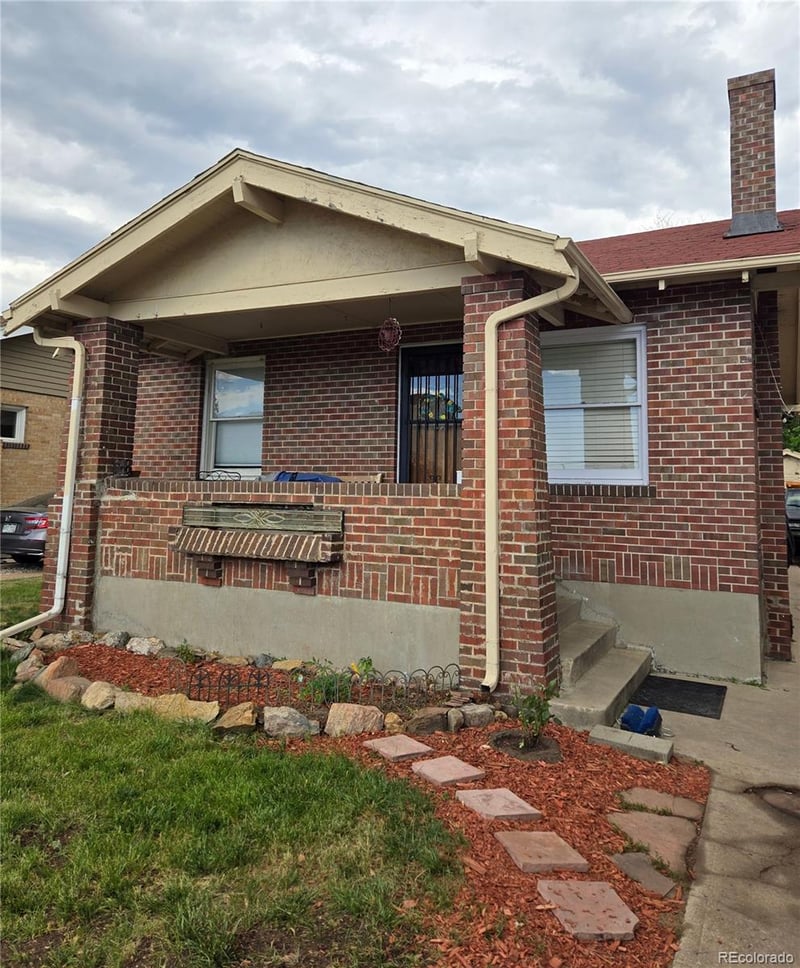 2034 Lincoln St, Denver, CO 80210