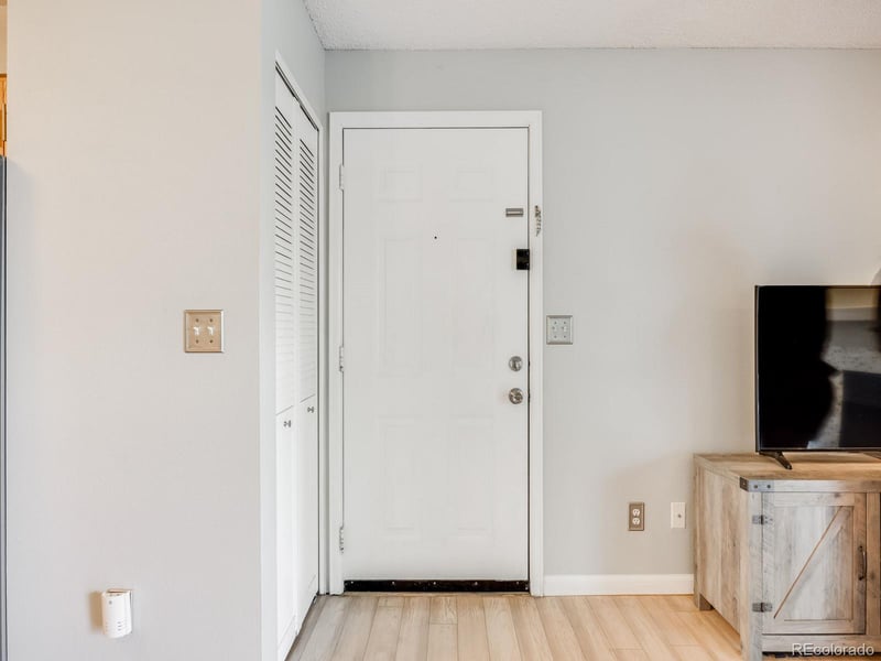2575 Syracuse Way #K201, Denver, CO 80231