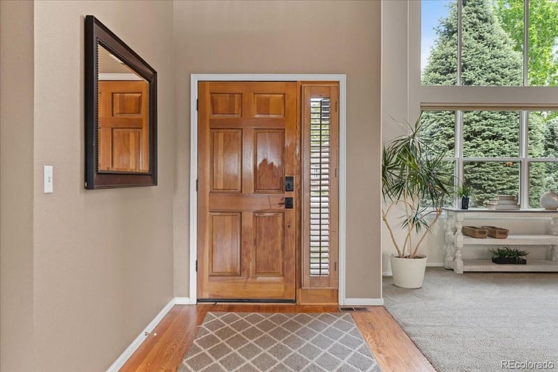 7411 S Crescent Ct, Littleton, CO 80120