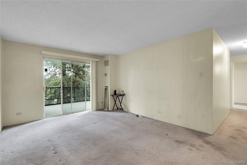 2325 Linden Ct #206, Denver, CO 80222