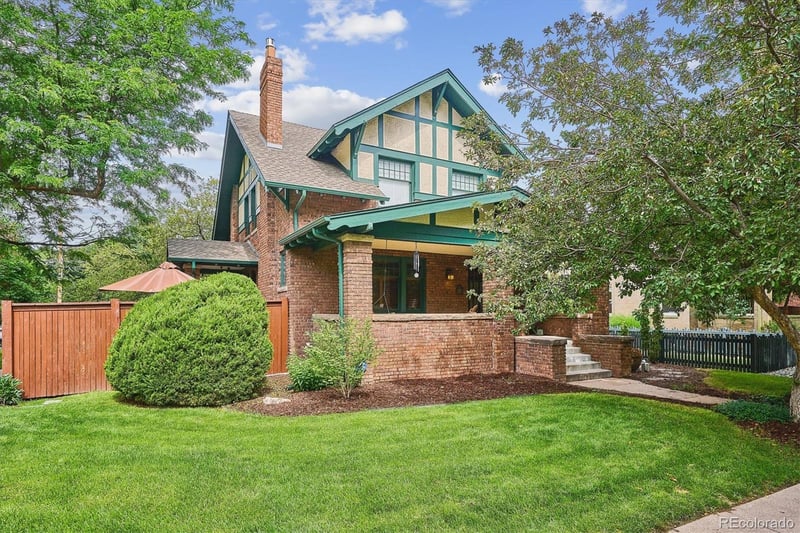 2201 Cherry St, Denver, CO 80207