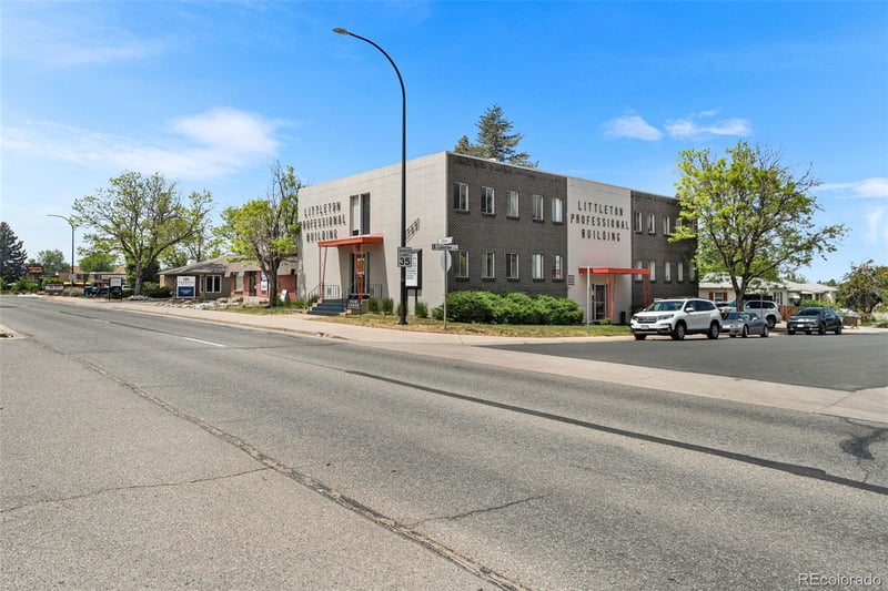 709 Littleton Blvd, Littleton, CO 80120