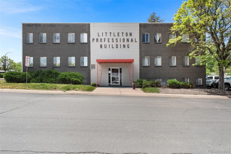 709 Littleton Blvd, Littleton, CO 80120