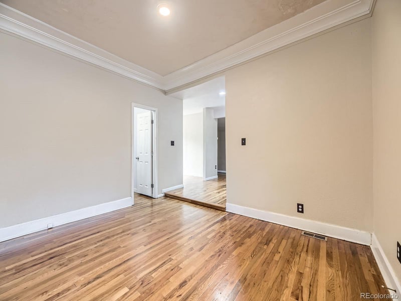 5339 Windermere St, Littleton, CO 80120