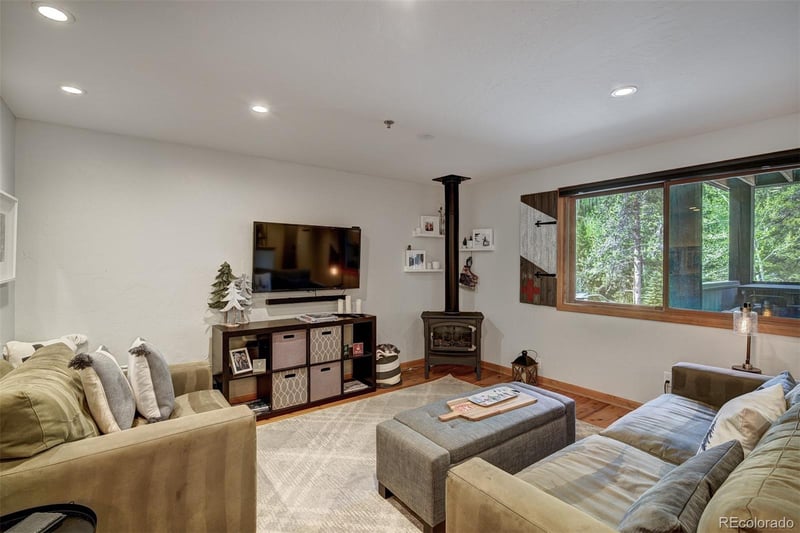 4295 Columbine Dr #5, Vail, CO 81657