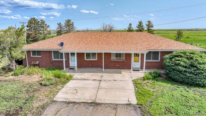 1614 Manila Rd, Bennett, CO 80102