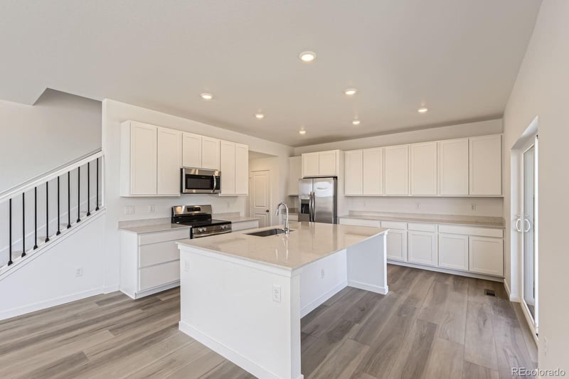 656 N Clubview St, Watkins, CO 80137