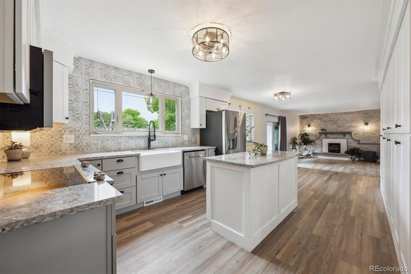 8397 Chase Dr, Arvada, CO 80003