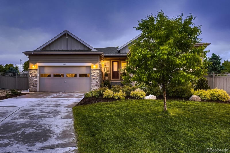 6652 W Asbury Pl, Lakewood, CO 80227