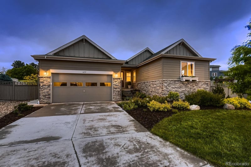 6652 W Asbury Pl, Lakewood, CO 80227