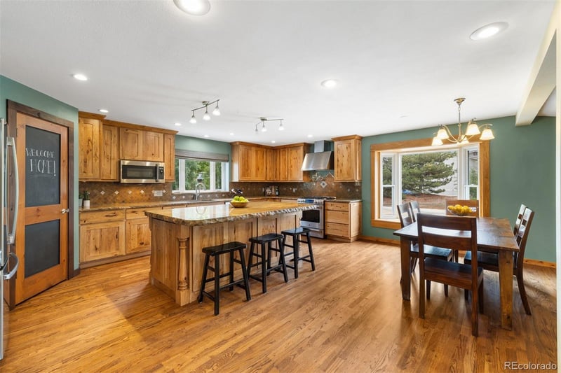 10380 W Warren Ave, Lakewood, CO 80227
