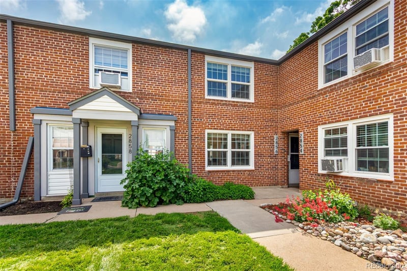 2856 Jasmine St, Denver, CO 80207