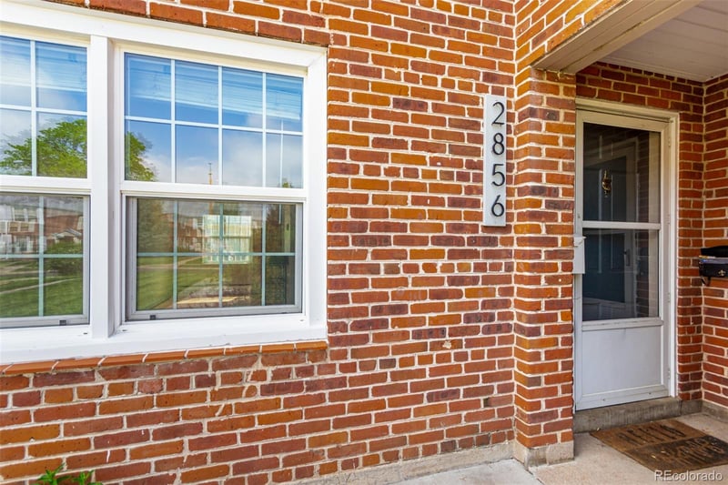 2856 Jasmine St, Denver, CO 80207