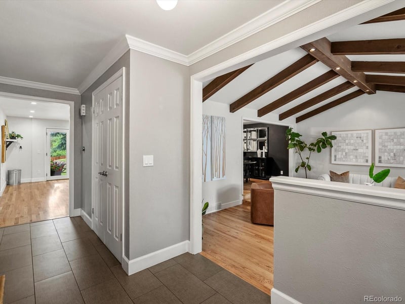 7055 E Heritage Pl S, Centennial, CO 80111