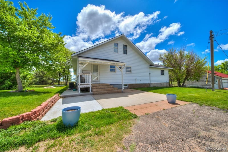35055 Highway 63, Akron, CO 80720
