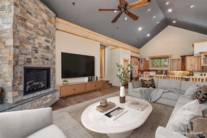 2655 Hunters Knob Rd, Silverthorne, CO 80498