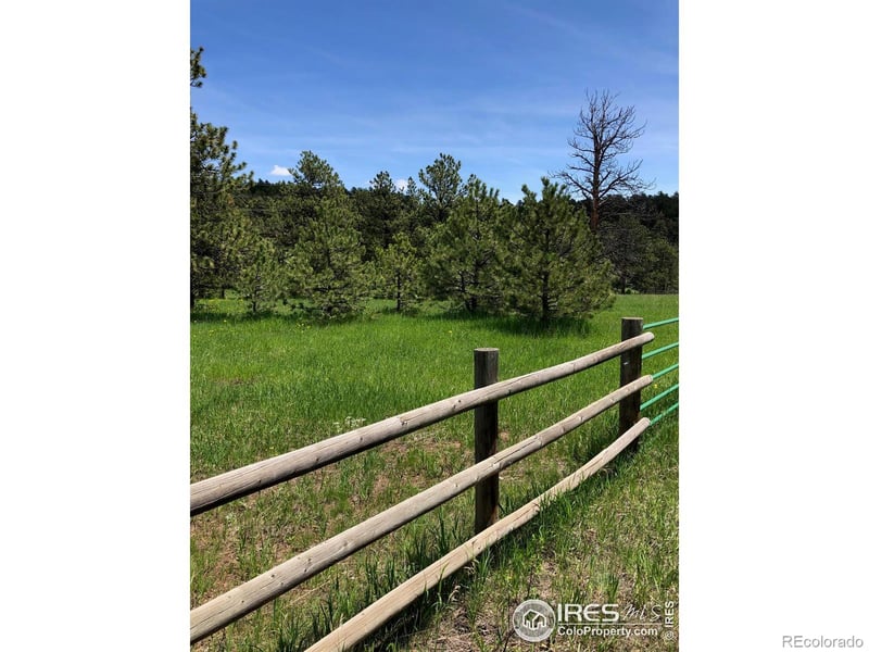 442 Quarter Circle Ln, Evergreen, CO 80439