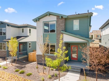 21011 63rd Dr, Aurora, CO 80019