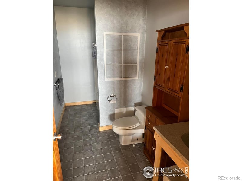 821 Woodlot Ln, Bellvue, CO 80512