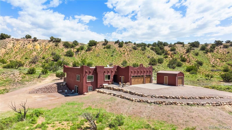 507 Van Egmond Dr, Penrose, CO 81240