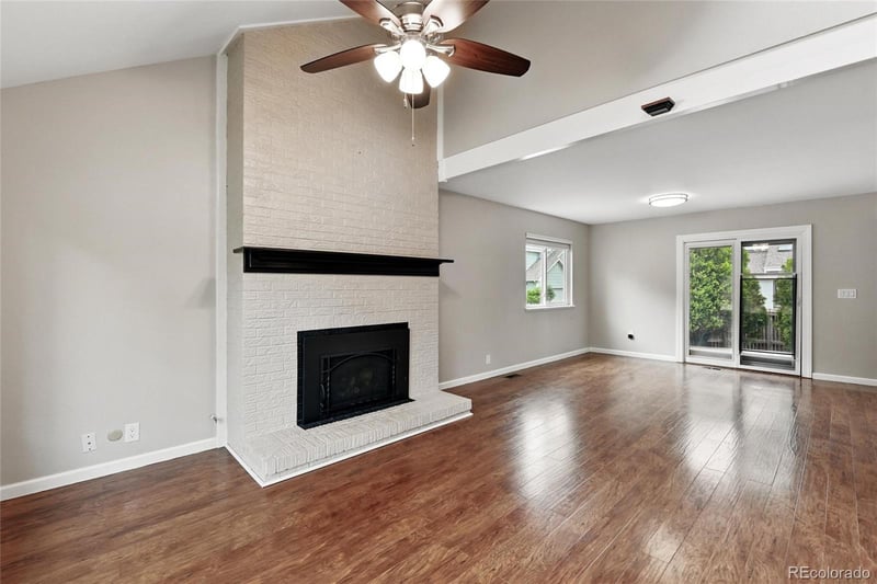 8056 Meadowdale Sq, Niwot, CO 80503