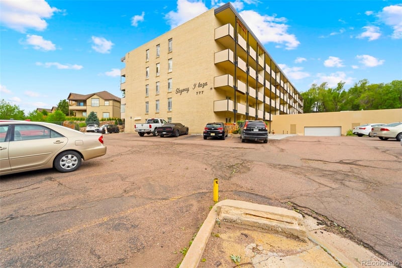 777 Saturn Dr #409, Colorado Springs, CO 80905