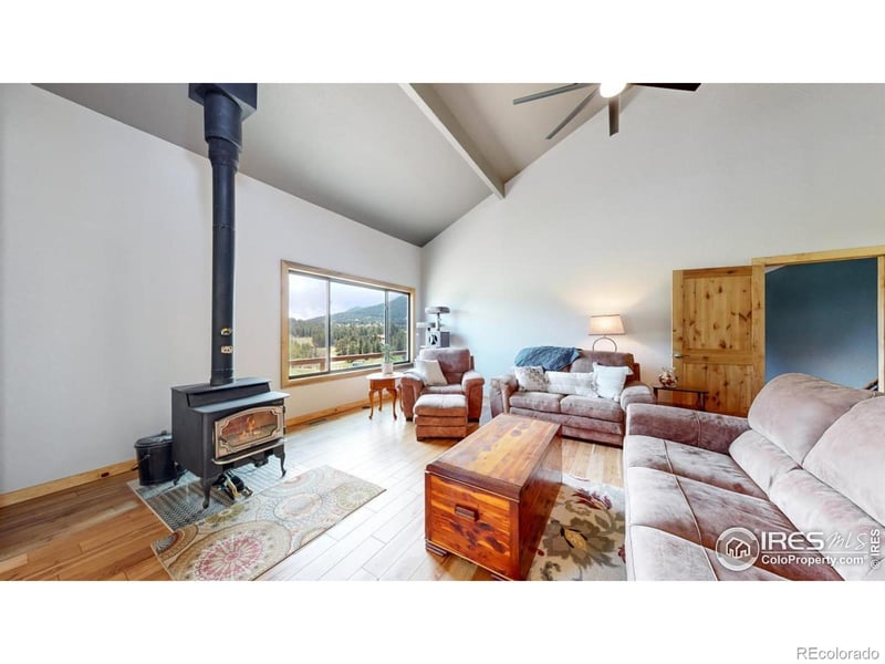 198 May Ave, Lyons, CO 80540