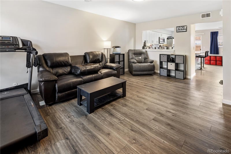 1264 Crystal Way, Aurora, CO 80012