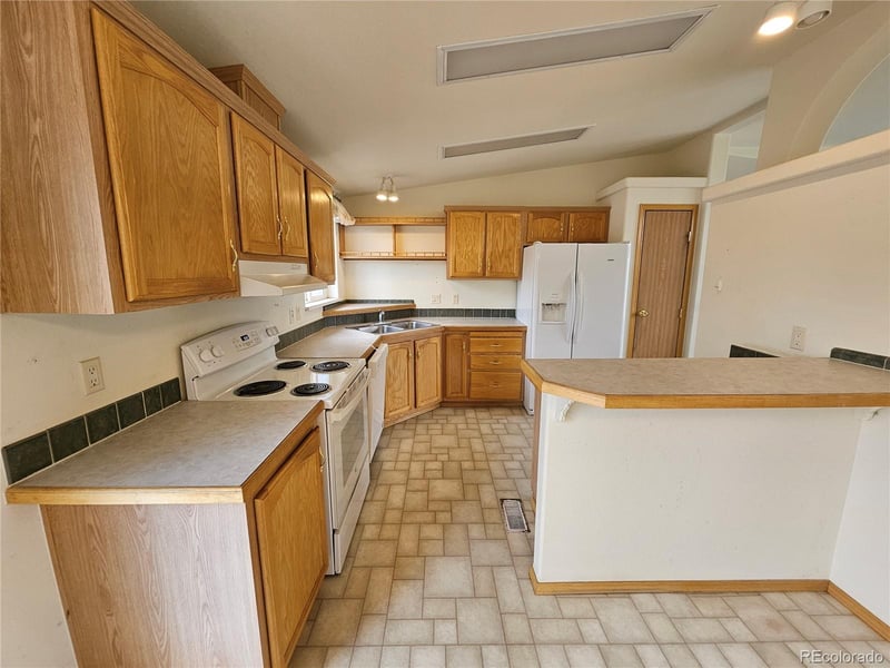 631 Arrowhead Dr, Jefferson, CO 80456