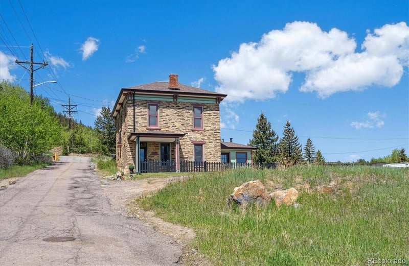 225 Hooper St, Central City, CO 80427