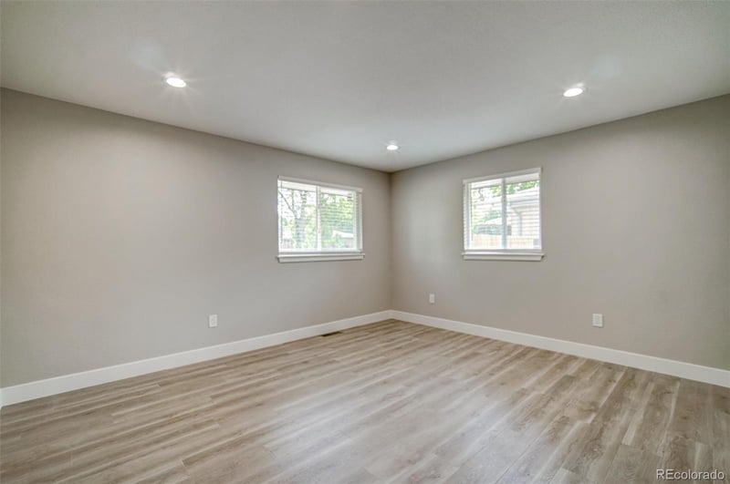 363 Lima St, Aurora, CO 80010