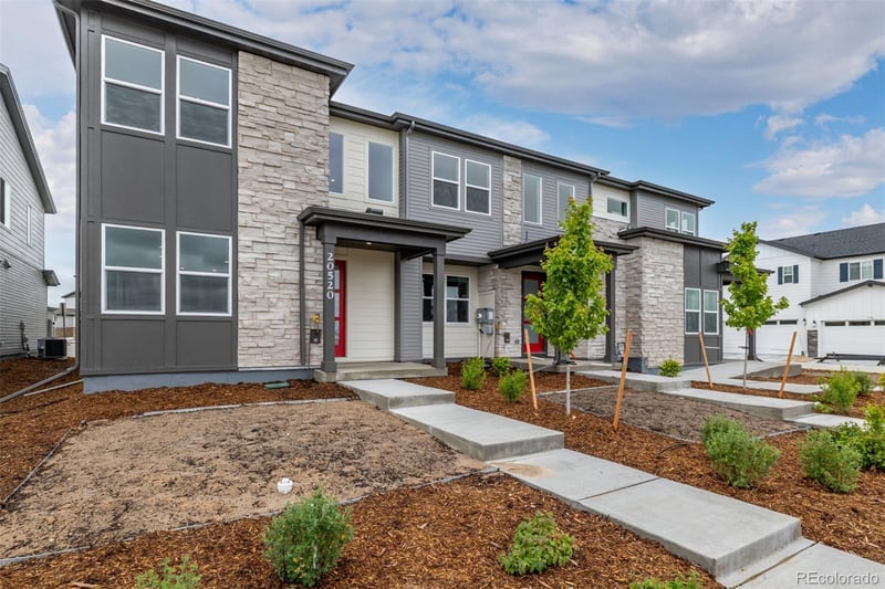 20520 58th Ave, Aurora, CO 80019