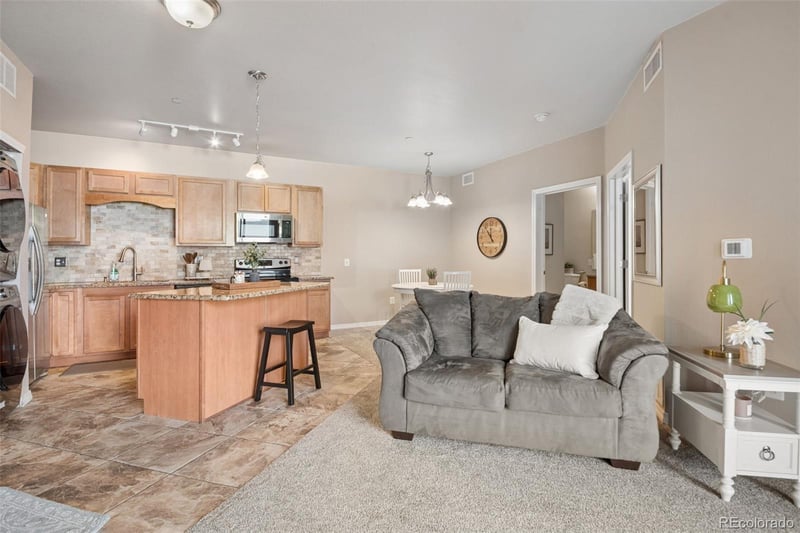 7212 S Blackhawk St #1-103, Englewood, CO 80112