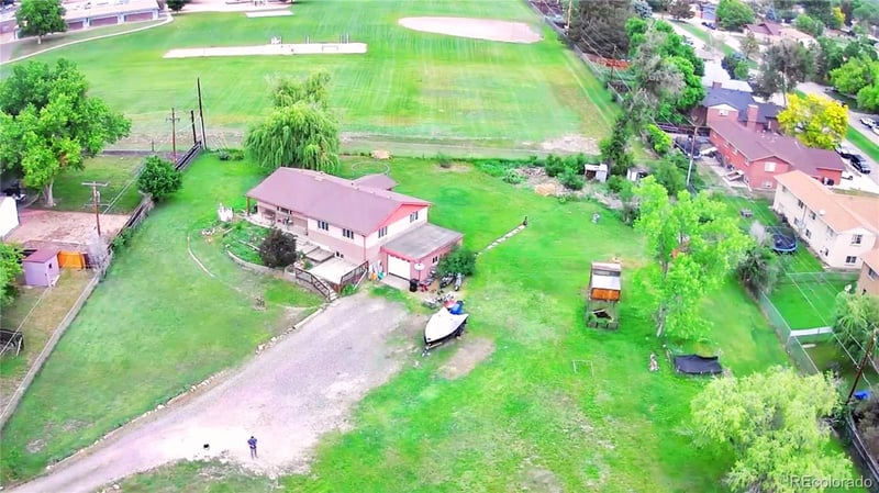 5870 Nelson Ct, Arvada, CO 80004