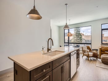 75 4th St #205W, Silverthorne, CO 80498