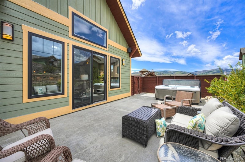 701 Saddle Ridge Cir, Granby, CO 80446