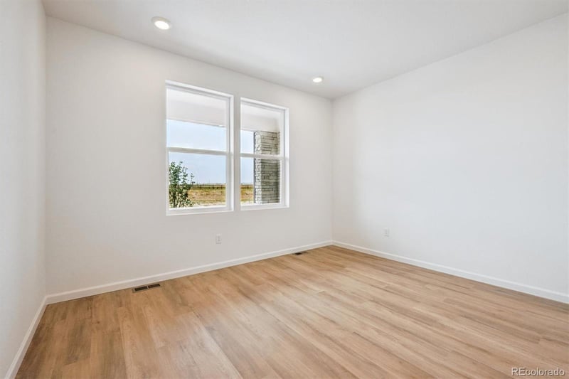 45933 Wood Thrush Ave, Bennett, CO 80102