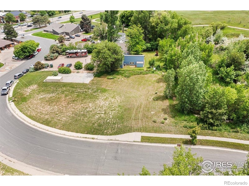 117 Cameron Dr, Fort Collins, CO 80525