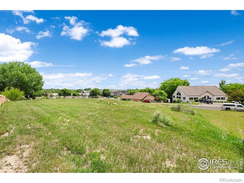 117 Cameron Dr, Fort Collins, CO 80525