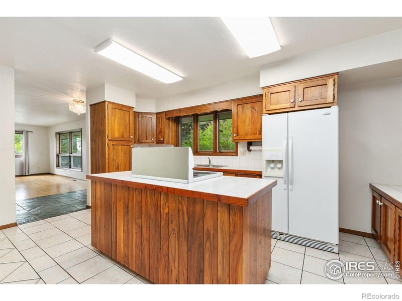 5220 Apple Dr, Fort Collins, CO 80526
