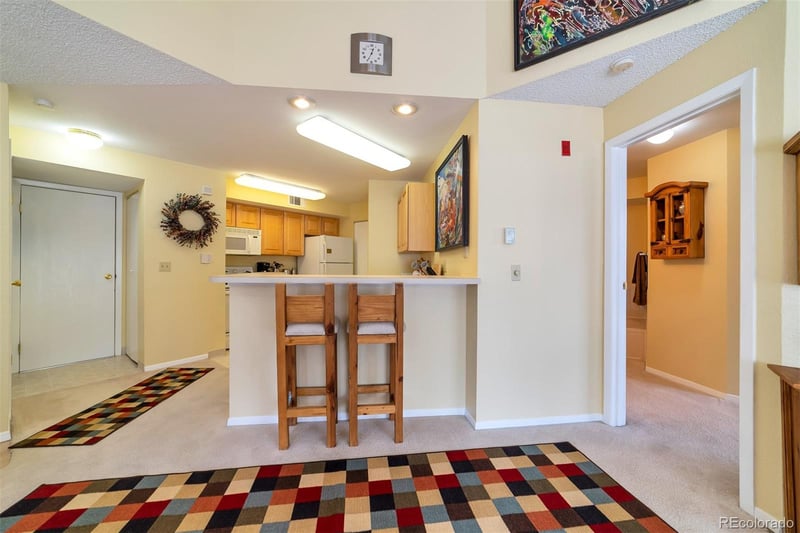 6001 S Yosemite St #B203, Greenwood Village, CO 80111