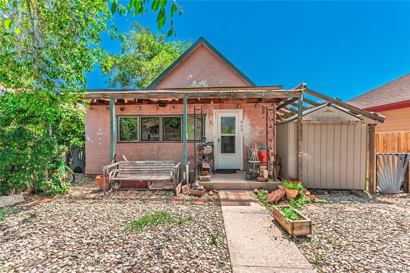 939 Conejos St, Colorado Springs, CO 80903