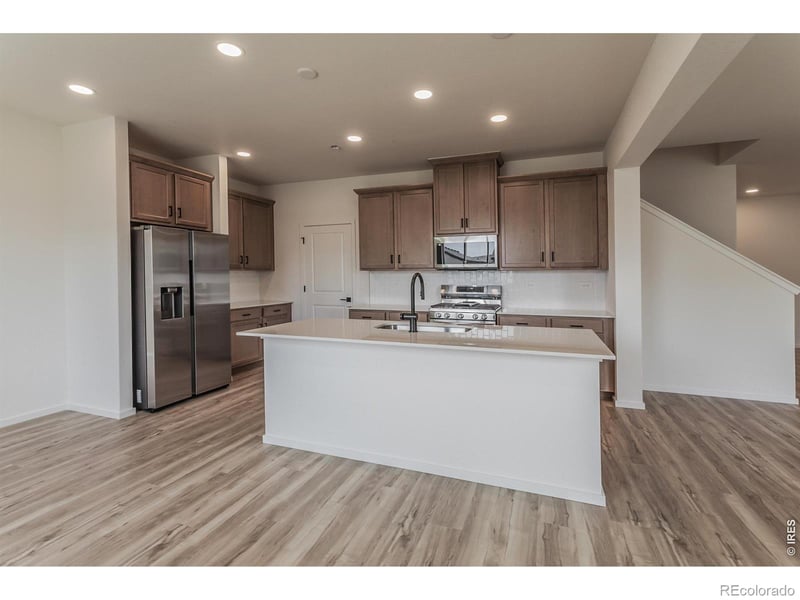 1600 Sunflower Way, Johnstown, CO 80534