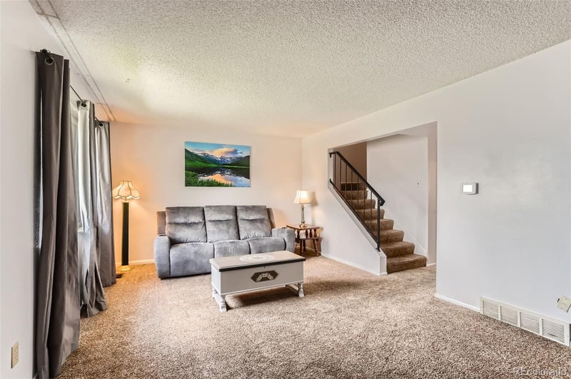 8613 Santa Fe Dr, Thornton, CO 80260